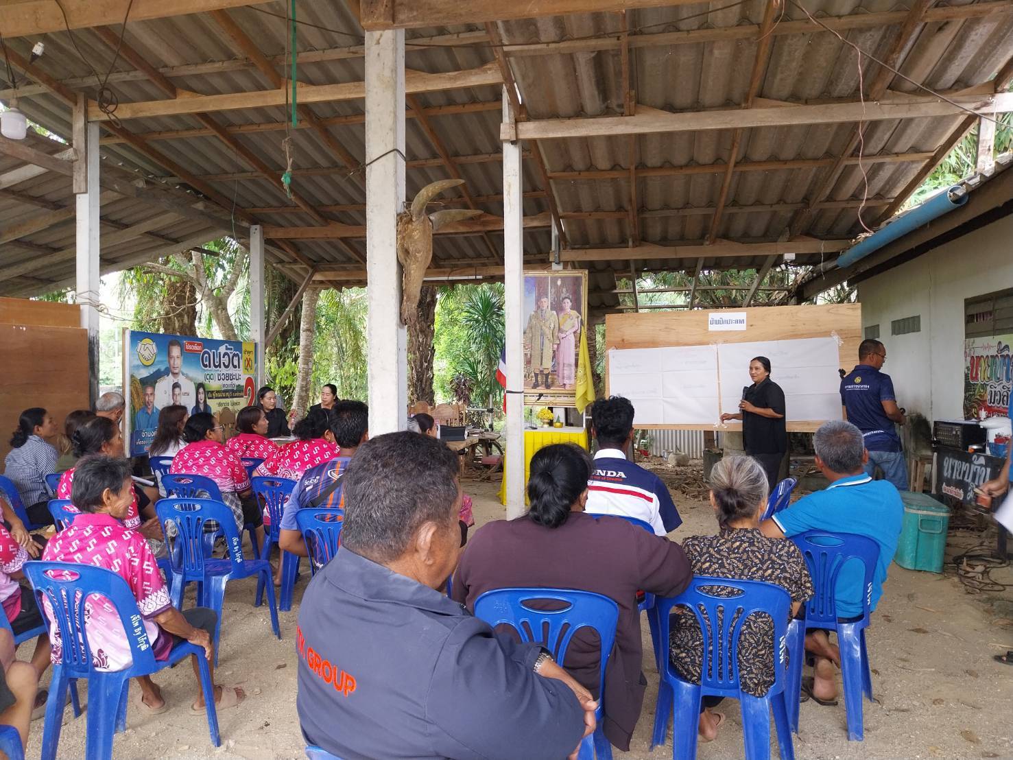 พช.นาโยง จ.ตรัง  ร่วมเวทีทบทวน ปรับปรุงแผนพัฒนาหมู่บ้าน