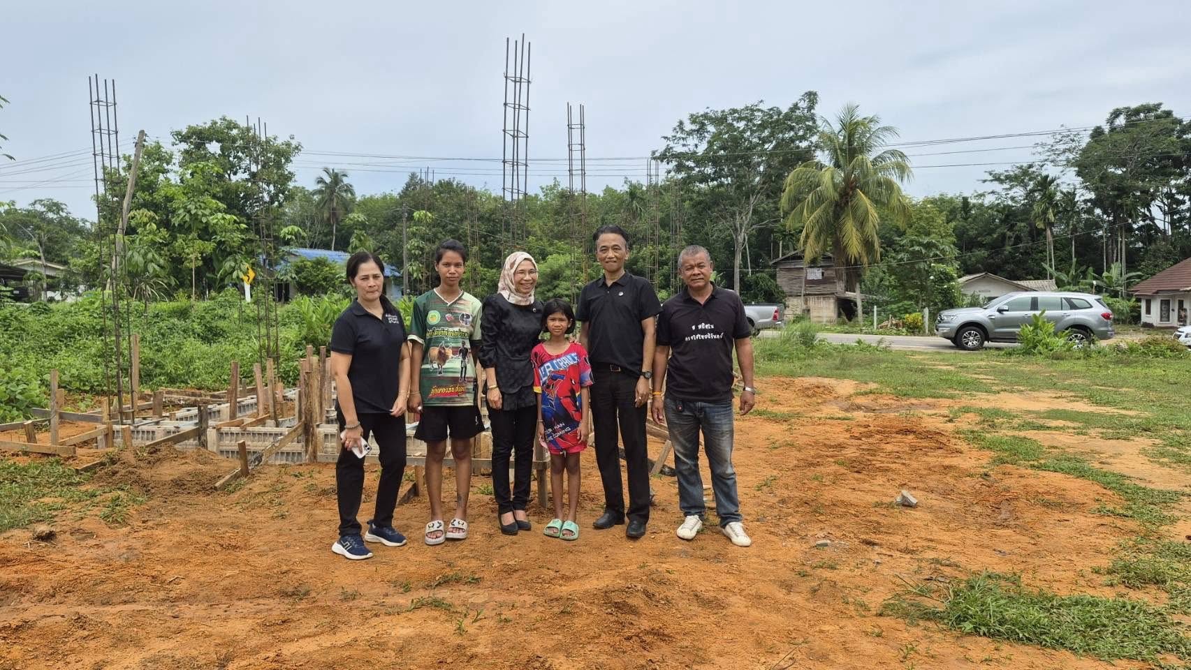 พช.นาโยง จ.ตรัง  ลงพื้นที่ติดตามความก้าวหน้าโครงการ “บ้านห่วงใยจากใจ GLO” ประจำปี 2569 ณ ตำบลโคกสะบ้า 