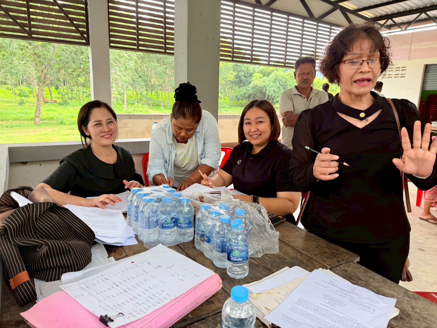 “ พช.นาโยง จ.ตรัง ร่วมประชุมสมาชิกกองทุนหมู่บ้าน บ้านไสท้อน หมู่ที่ 7 ตำบลช่อง อำเภอนาโยง   จังหวัดตรัง”