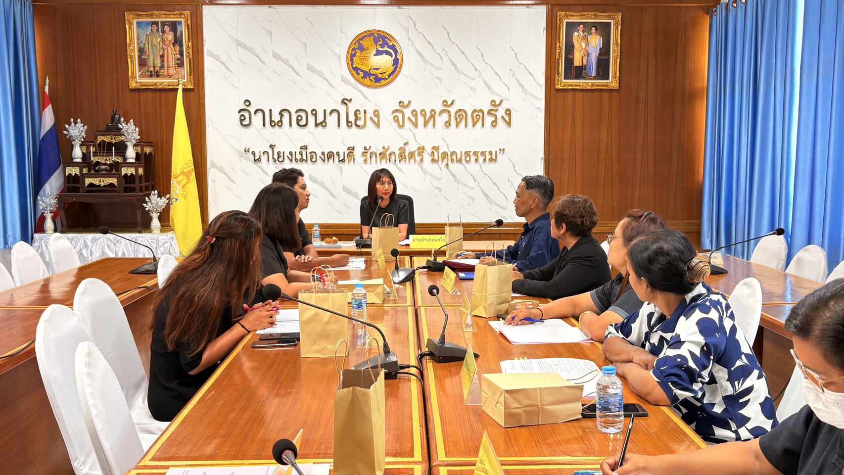 สพอ.นาโยง จังหวัดตรัง ประชุมคณะอนุกรรมการกลั่นกรองและติดตามการดำเนินงานกองทุนพัฒนาบทบาทสตรีอำเภอนาโยง ครั้งที่ 5/2569 