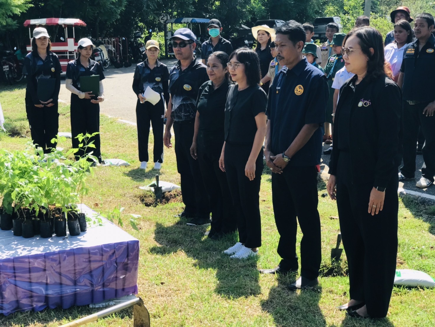 สพอ.นาโยง จังหวัดตรัง ร่วมโครงการส่งเสริม และพัฒนาการท่องเที่ยวเชิงอนุรักษ์ (ปลูกต้นทองอุไร) 