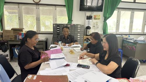 พช.นาโยง จ.ตรัง ประชุมเจ้าหน้าที่พัฒนาชุมชนประจำเดือน กุมภาพันธ์ 2569