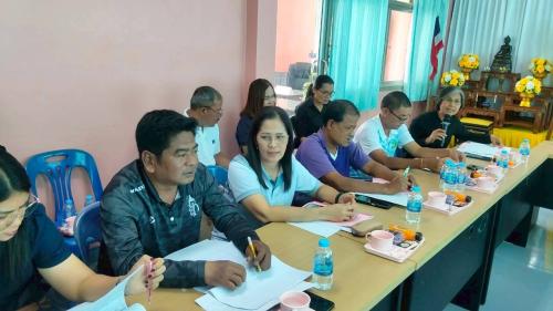 สพอ.นาโยง จังหวัดตรัง “ร่วมประชุมพิจารณาร่างแผนพัฒนาท้องถิ่น”