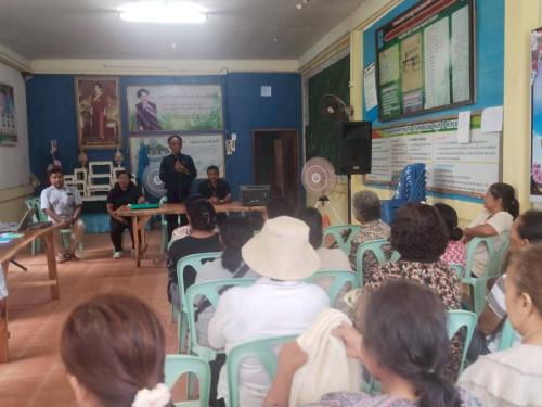 พช.นาโยง จ.ตรัง  ร่วมประชุมประจำเดือนหมู่บ้านทุ่งส้มป่อย