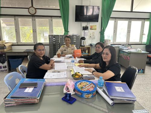 สพอ.นาโยง จังหวัดตรัง ประชุมเจ้าหน้าที่พัฒนาชุมชนประจำเดือนธันวาคม 2568 